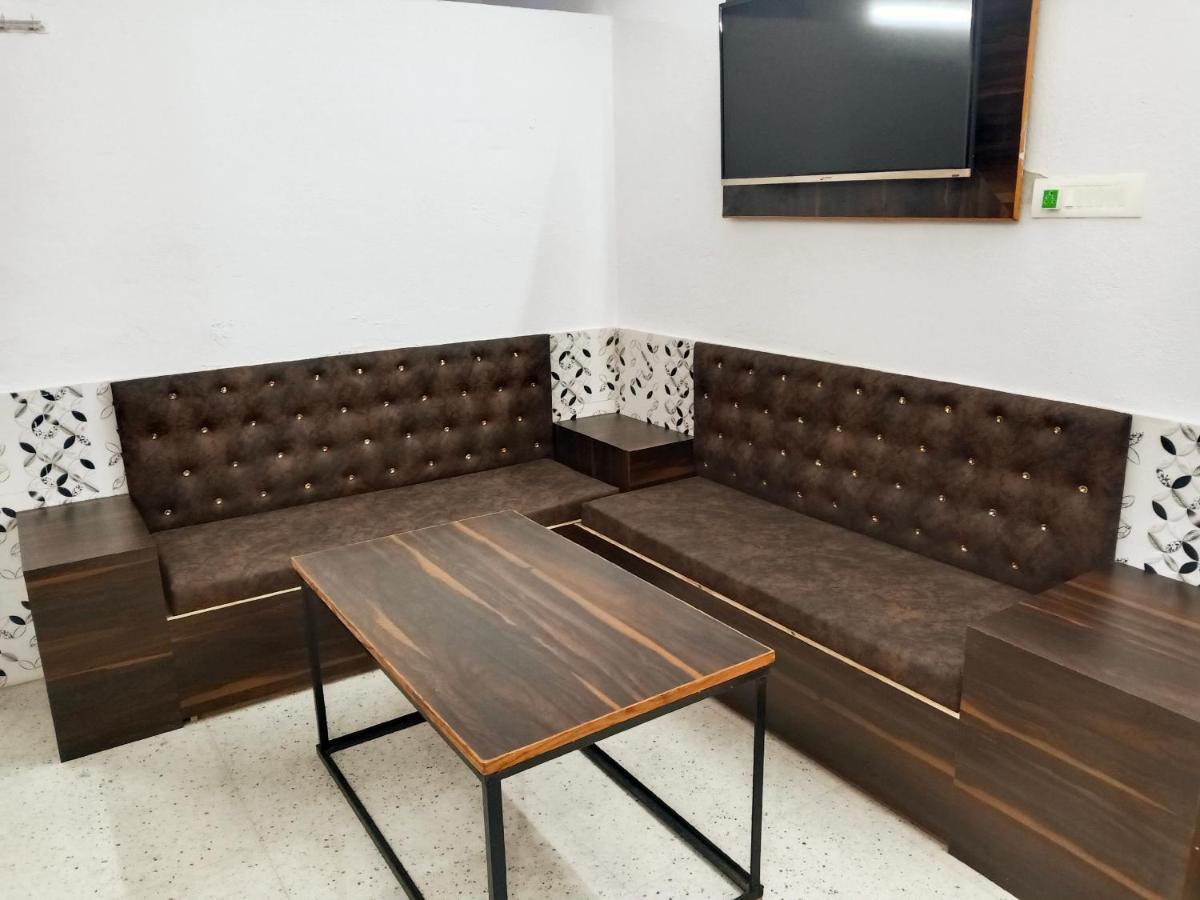 Chinta Haran Rest House Deoghar Phòng bức ảnh