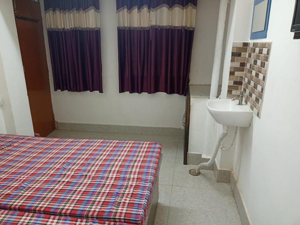 Chinta Haran Rest House Deoghar Ngoại thất bức ảnh