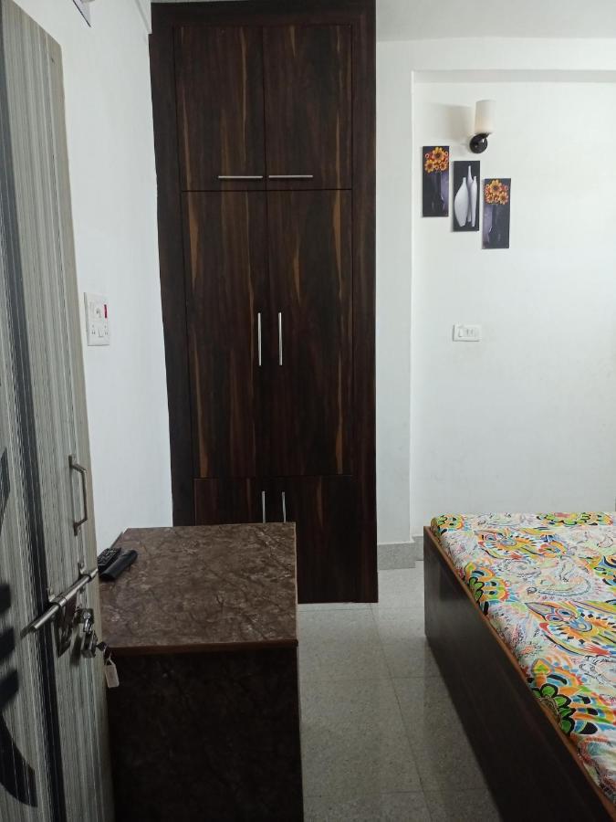 Chinta Haran Rest House Deoghar Ngoại thất bức ảnh