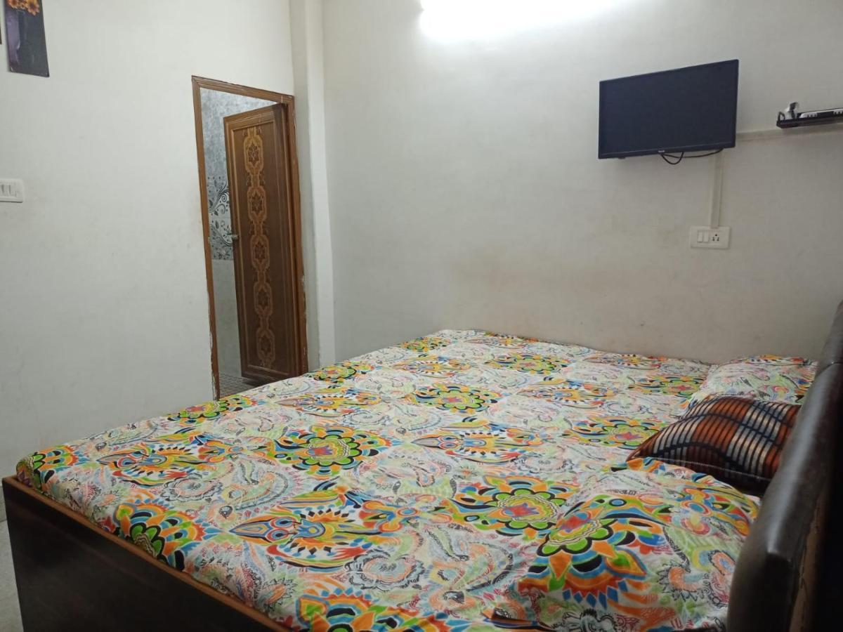 Chinta Haran Rest House Deoghar Phòng bức ảnh